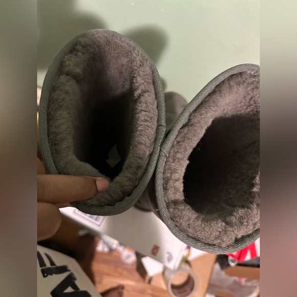 EUC Gray Uggs - Picture 9 of 16